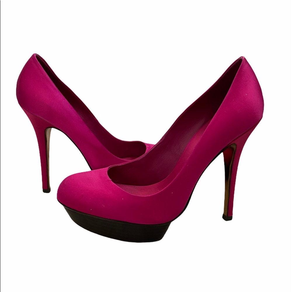 TORY BURCH HOT PINK PUMP HEELS